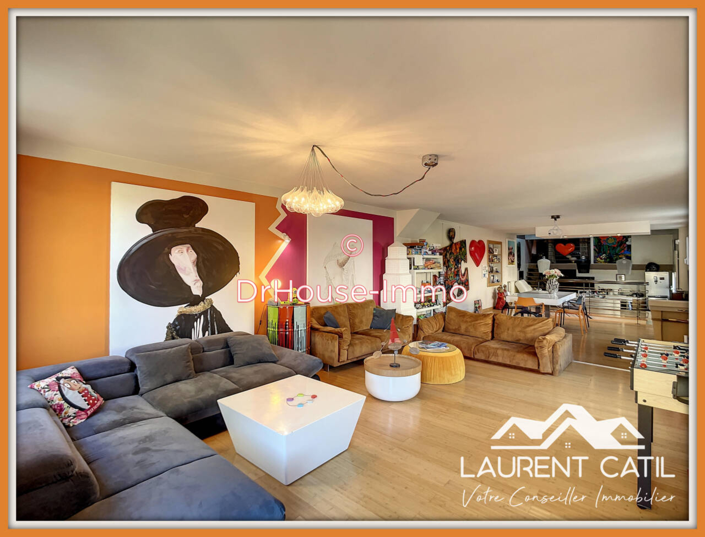 Maison 6 pièces de 203 m² - Bourg-de-Péage (26300)