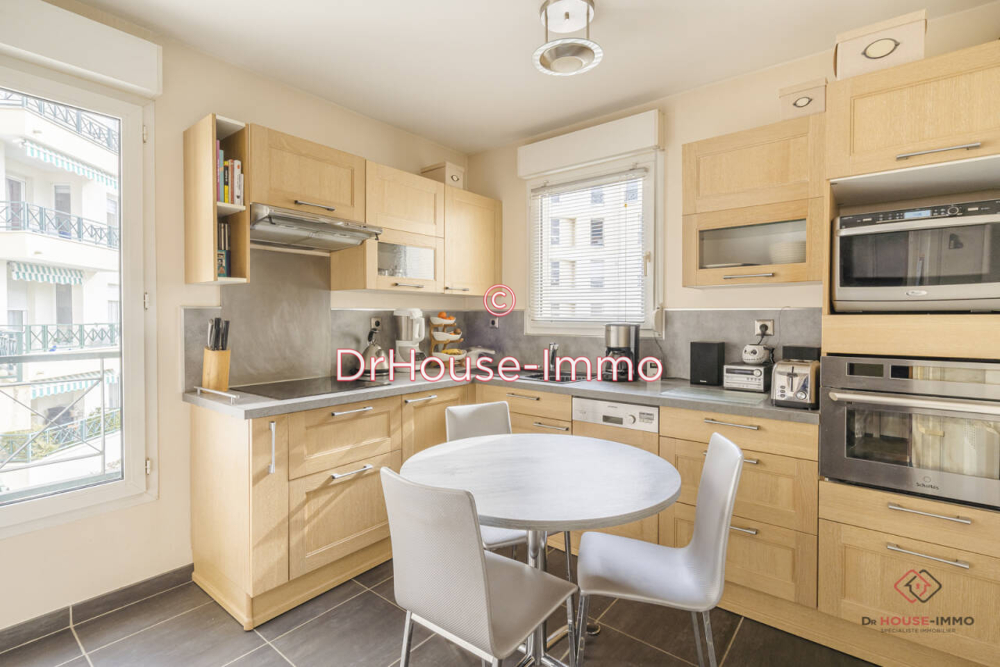 Appartement 4 pièces de 97 m² - Bry-sur-Marne (94360)