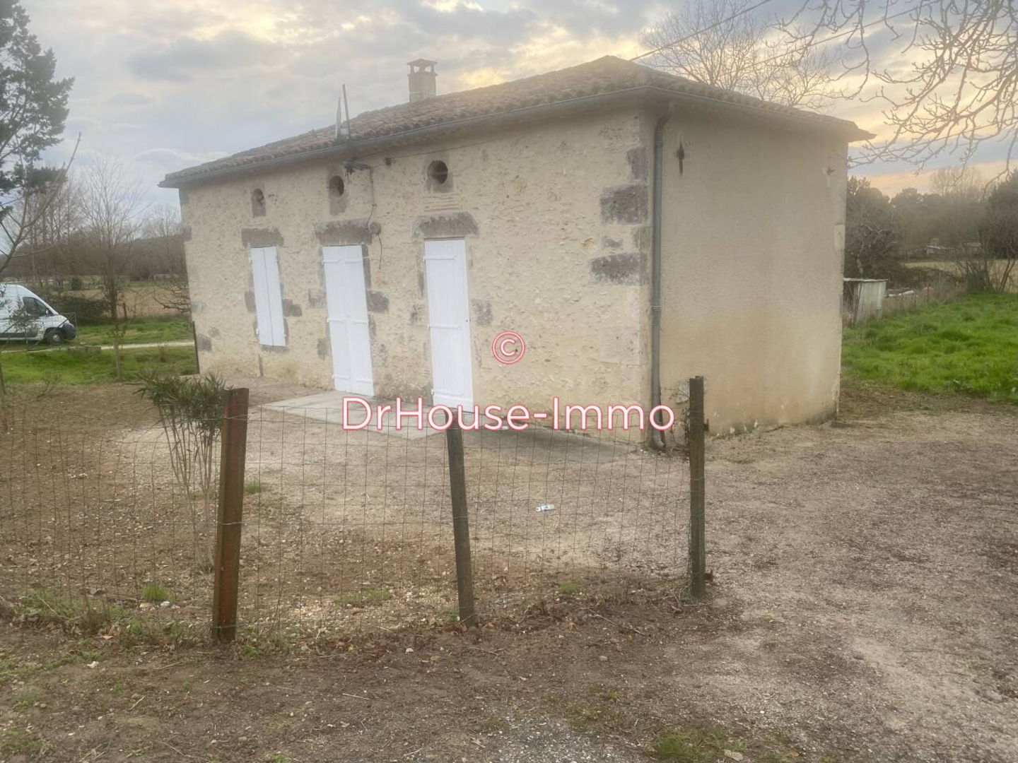 Maison 2 pièces de 70 m² - Feugarolles (47230)