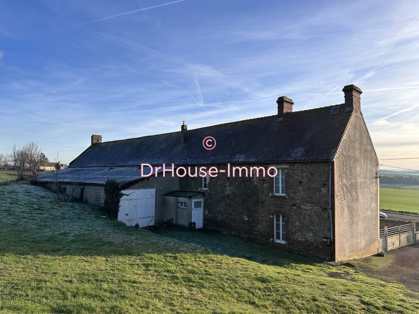 Maison 7 pièces de 178 m² - Croisilles (14220)