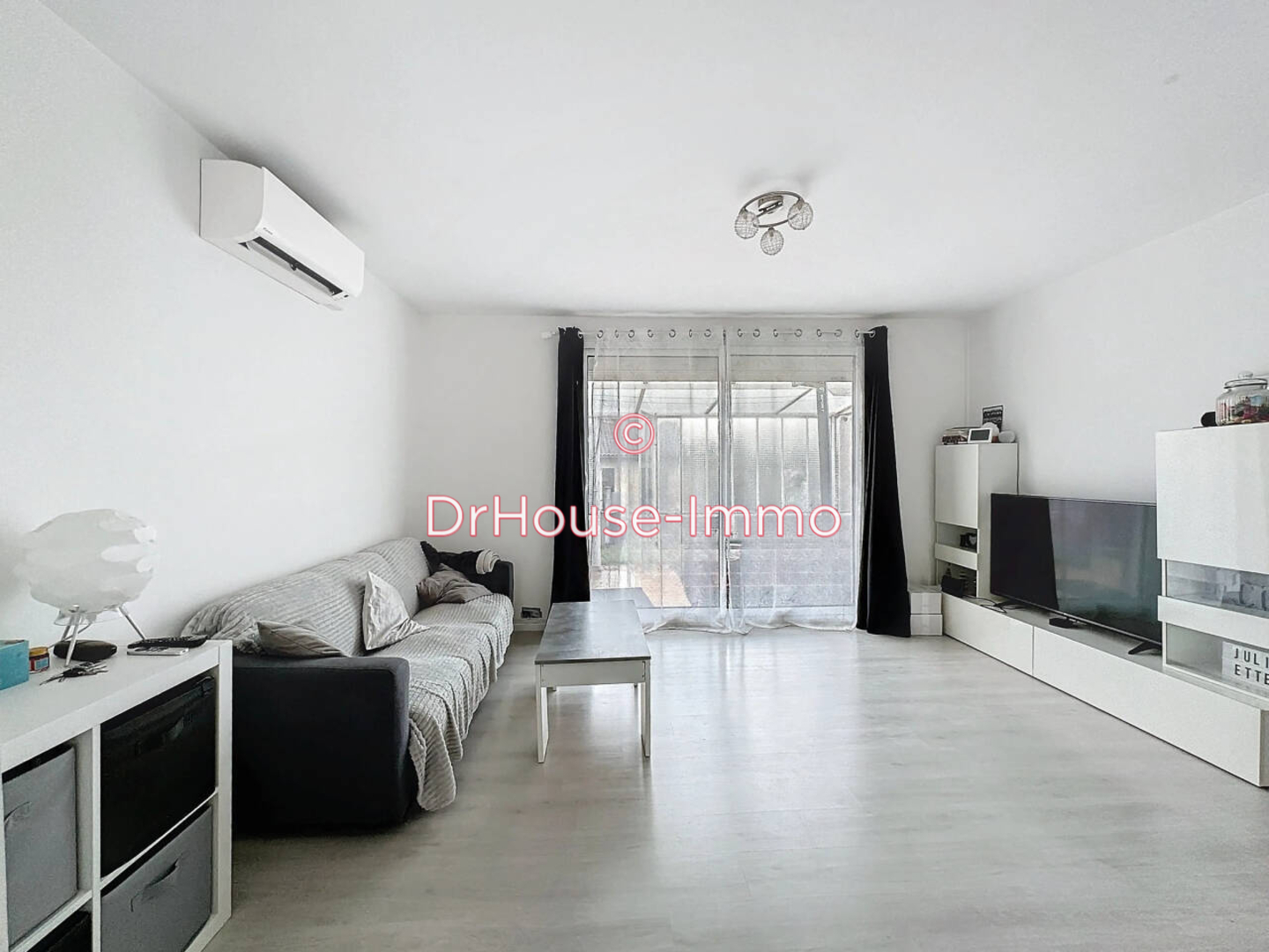 Maison 4 pièces de 69 m² - Savignac-de-l'Isle (33910)