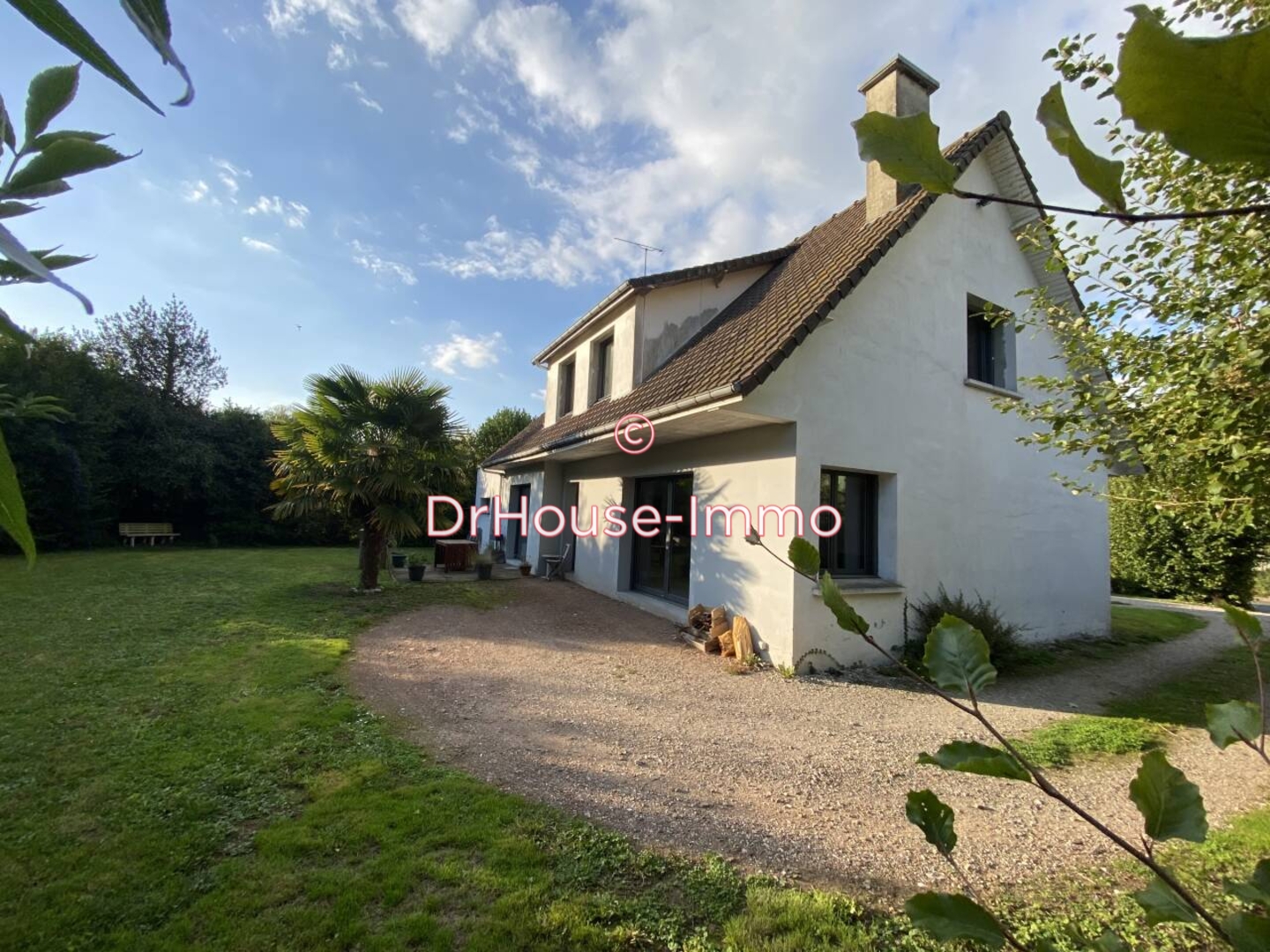 Maison 10 pièces de 128 m² - Hesdin (62140)