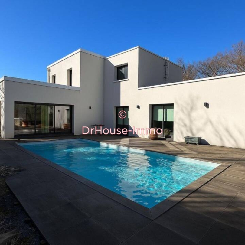 Maison 6 pièces de 180 m² - Audenge (33980)