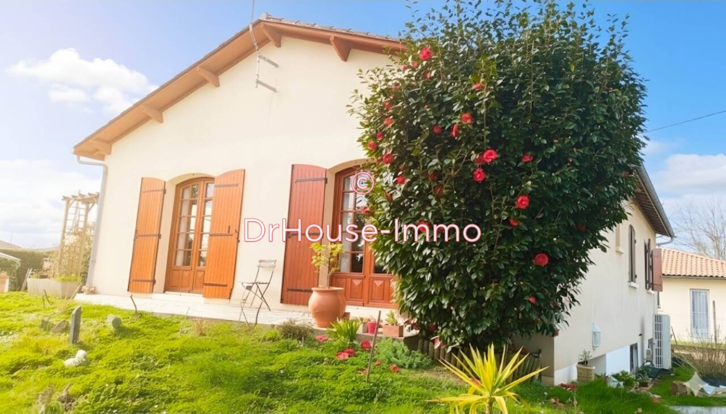 Maison 5 pièces de 100 m² - Coutras (33230)