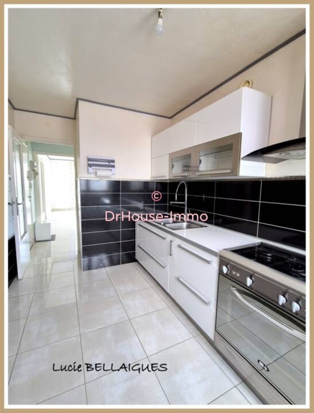 Appartement 4 pièces de 79 m² - La Chapelle-Saint-Luc (10600)