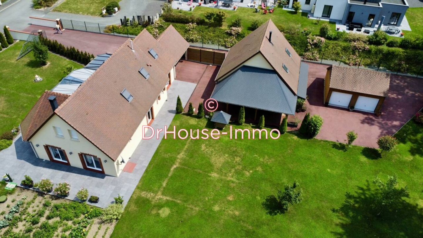 Maison 9 pièces de 236 m² - Grangues (14160)