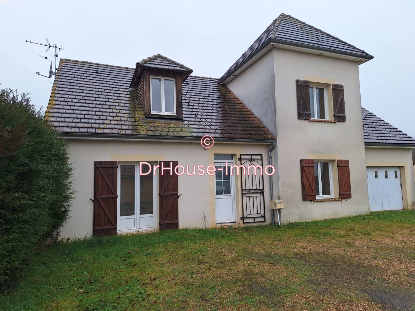 Maison 7 pièces de 139 m² - Courcebœufs (72290)