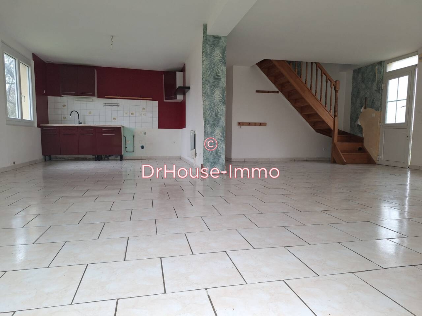 Maison 7 pièces de 139 m² - Courcebœufs (72290)