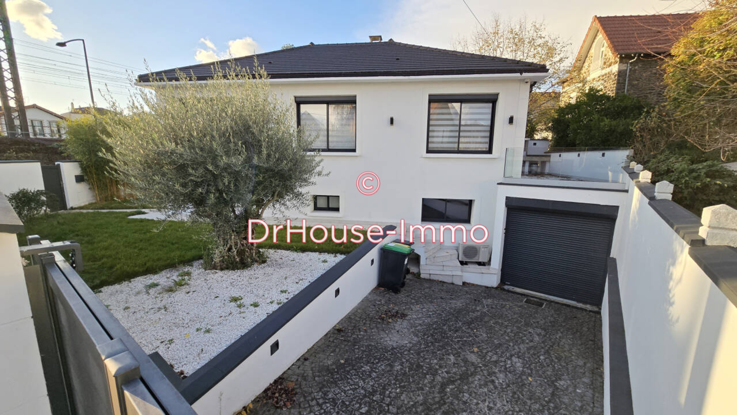 Maison 5 pièces de 138 m² - Saint-Maur-des-Fossés (94100)