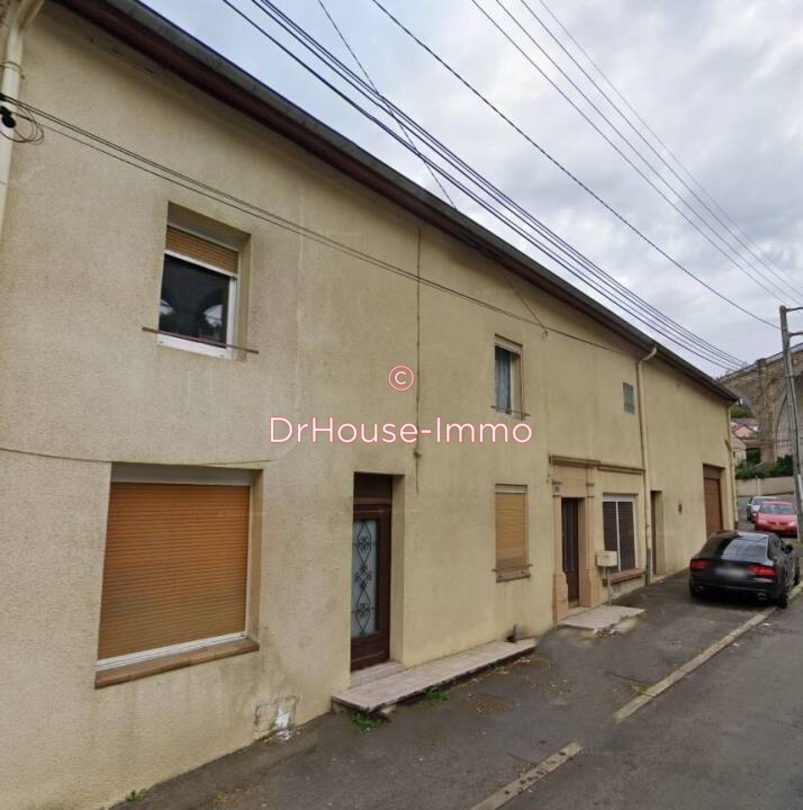Maison 10 pièces de 320 m² - Thil (54880)