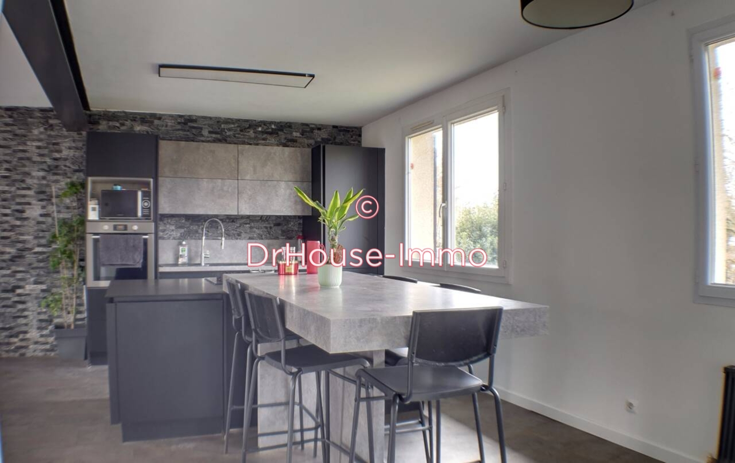 Maison 6 pièces de 135 m² - Croissy-Beaubourg (77183)
