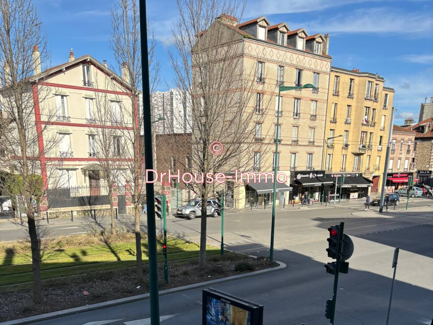 Appartement 2 pièces de 38 m² - Épinay-sur-Seine (93800)