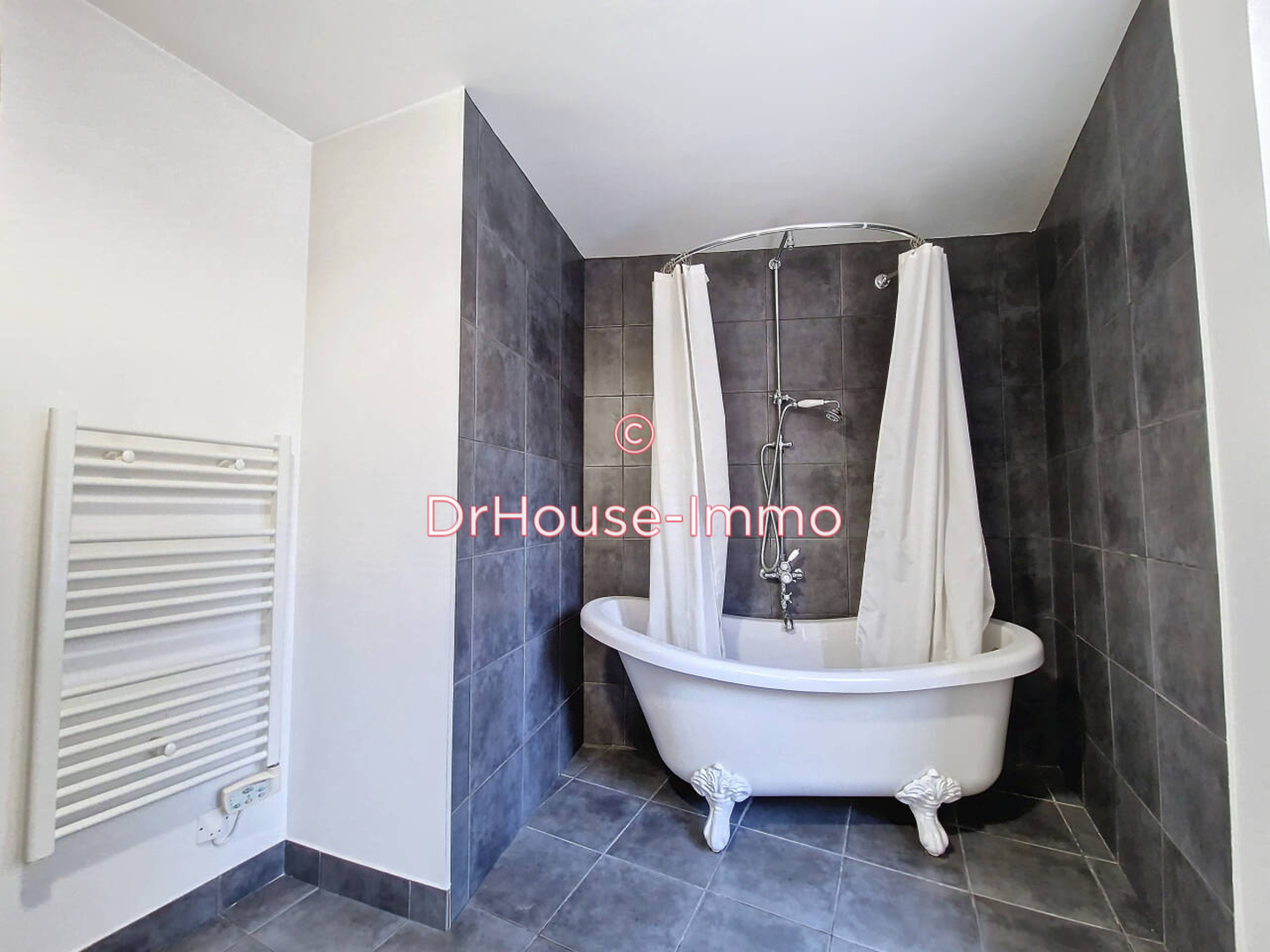 Maison 6 pièces de 118 m² - Morainvilliers (78630)