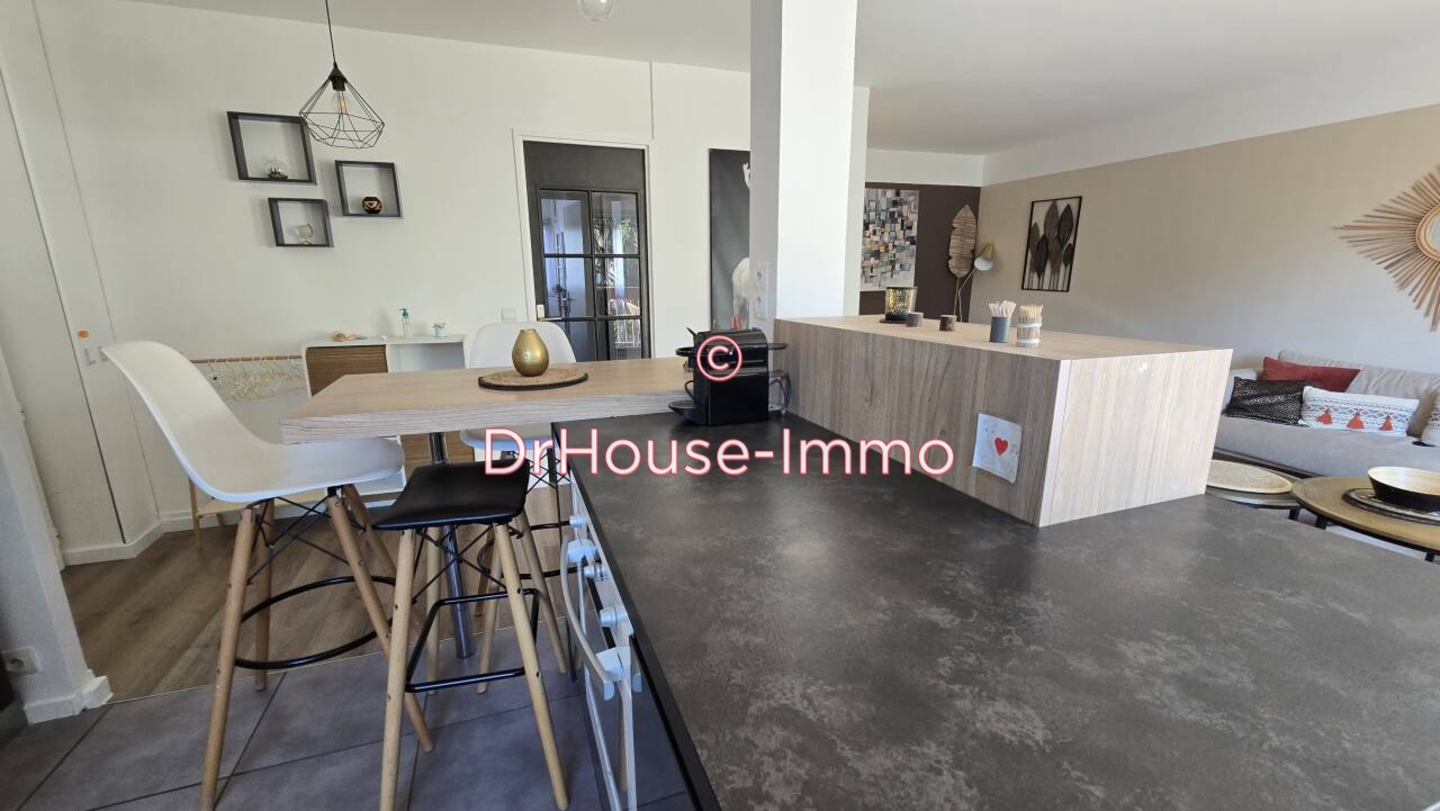 Appartement 3 pièces de 72 m² - Créteil (94000)