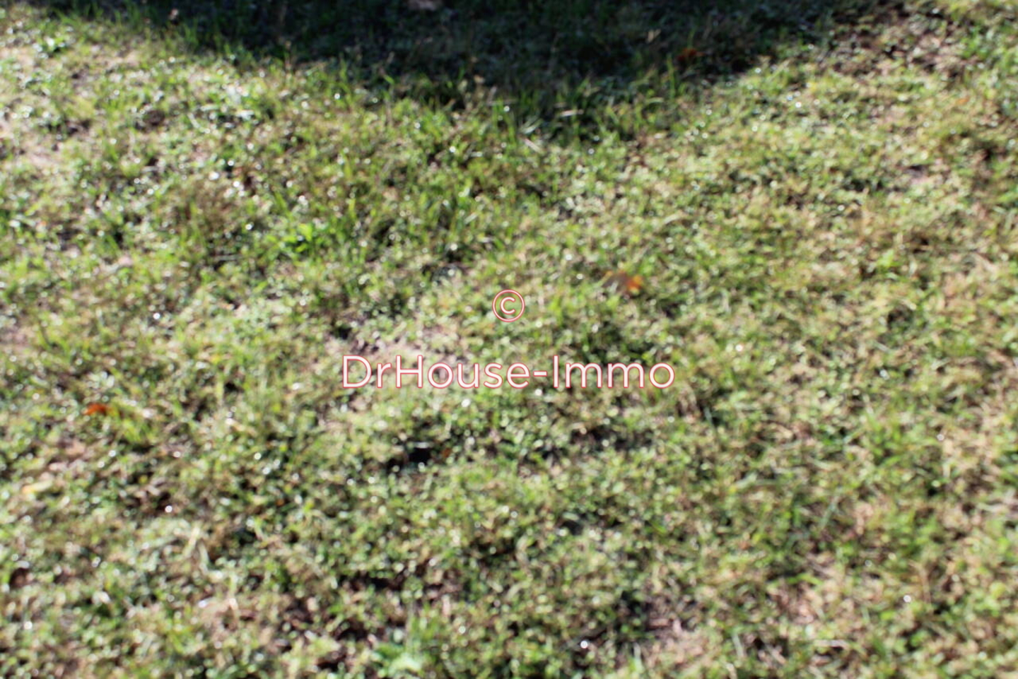 Terrain de 401 m² - Touvre (16600)