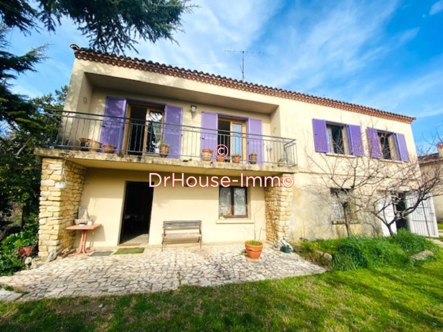 Maison 7 pièces de 124 m² - Uzès (30700)
