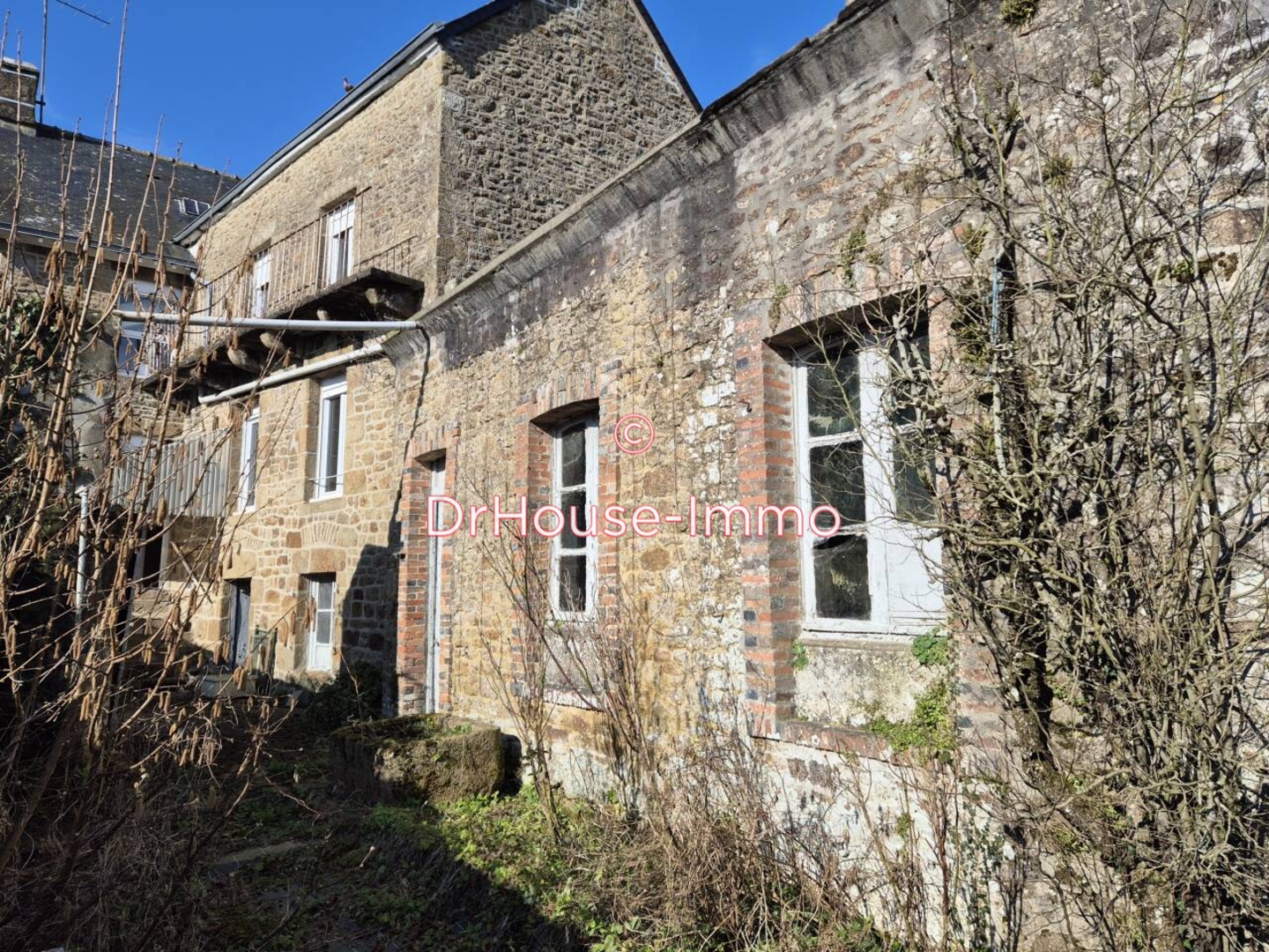 Maison 6 pièces de 106 m² - Gorron (53120)