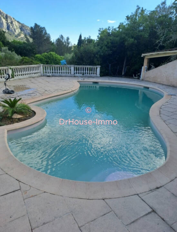 Maison 5 pièces de 140 m² - Toulon (83200)