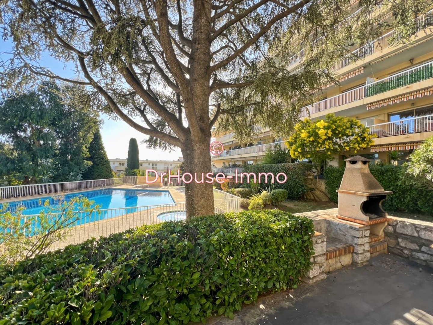 Appartement 3 pièces de 58 m² - Nice (06100)