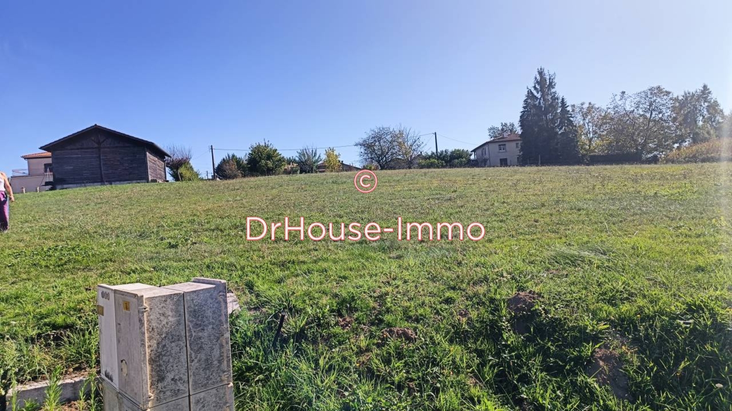 Terrain de 1 768 m² - Eauze (32800)