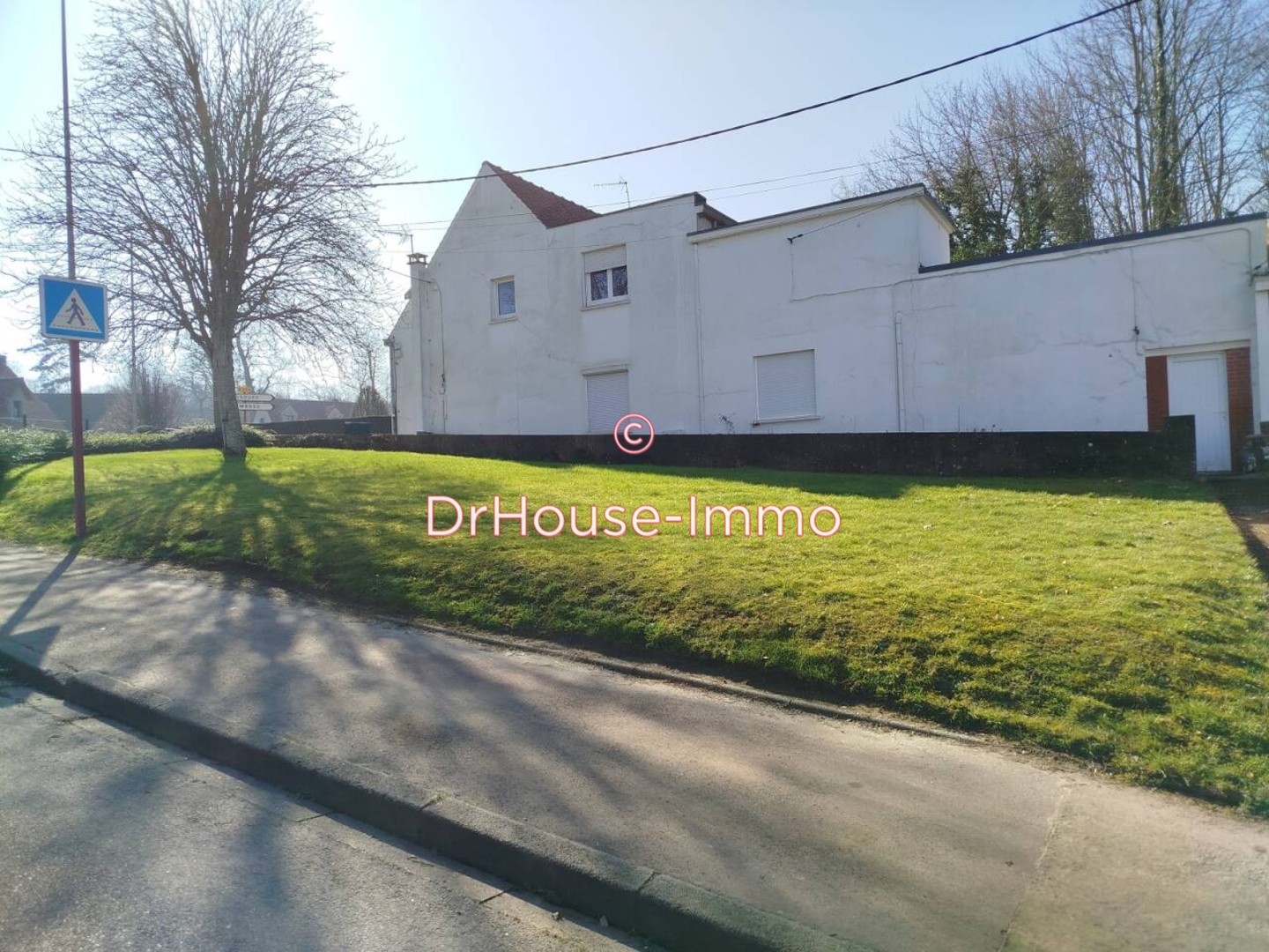 Immeuble 11 pièces de 155 m² - Longuenesse (62219)