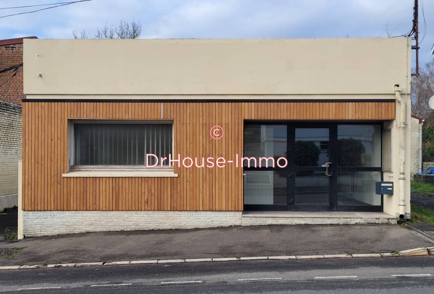 Immeuble 10 pièces de 205 m² - Béthune (62400)