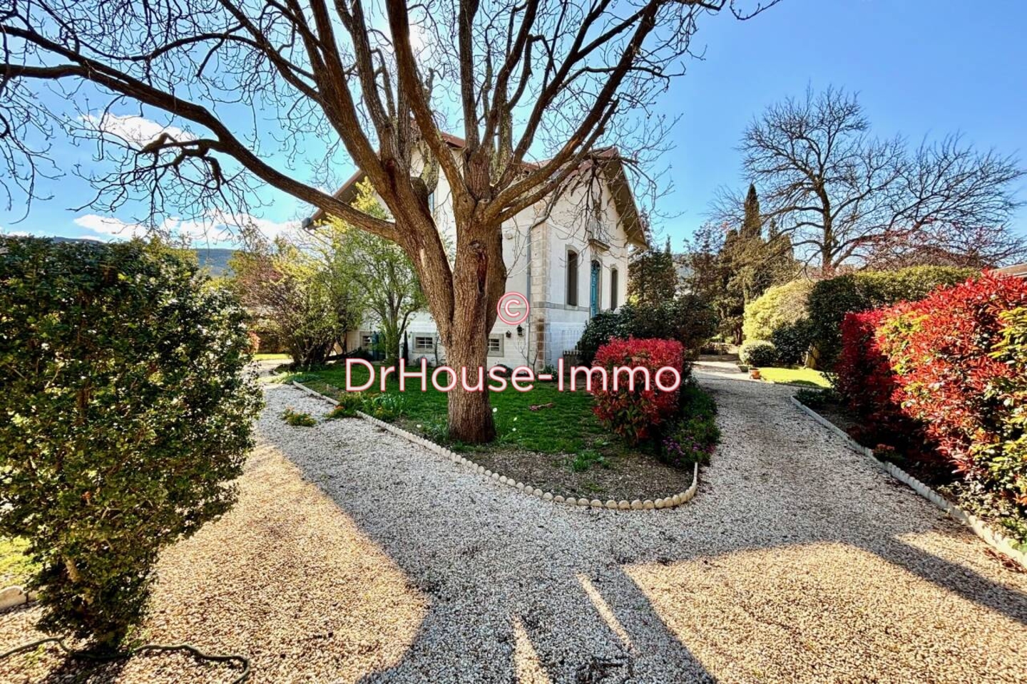 Maison 7 pièces de 240 m² - Carcassonne (11000)