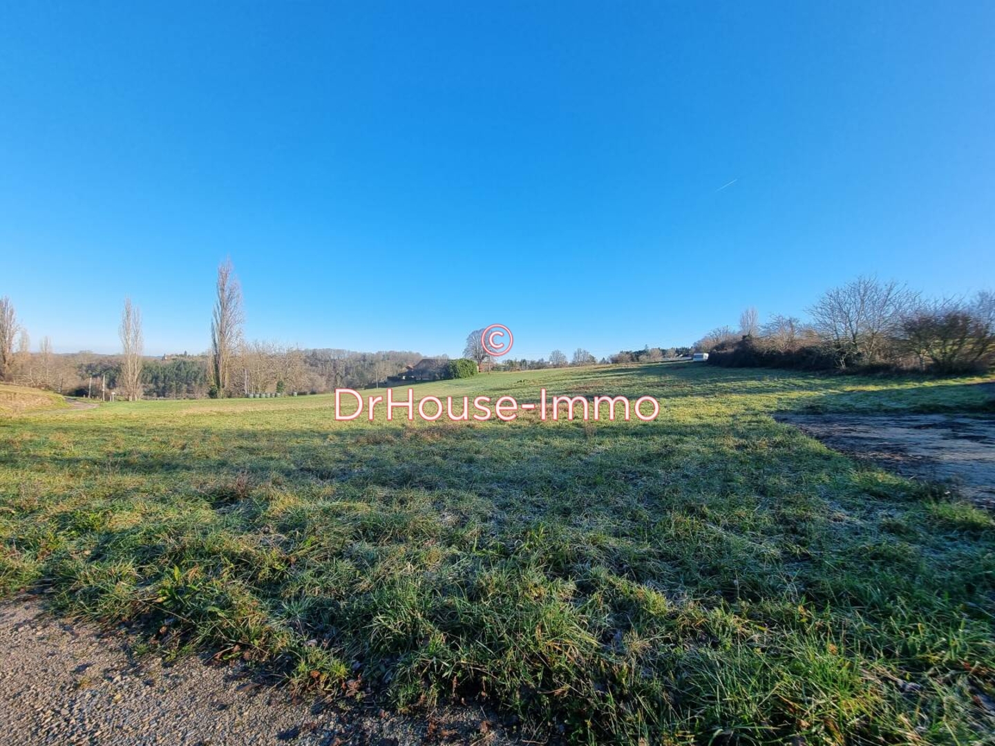 Terrain de 3 150 m² - Belvès (24170)
