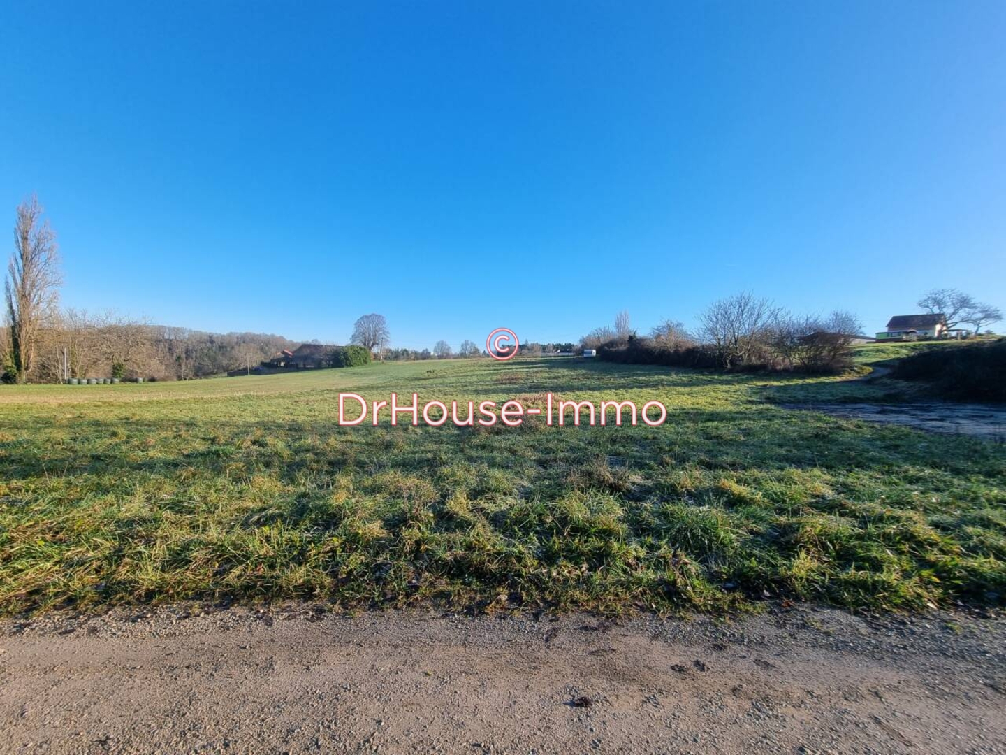 Terrain de 3 150 m² - Belvès (24170)