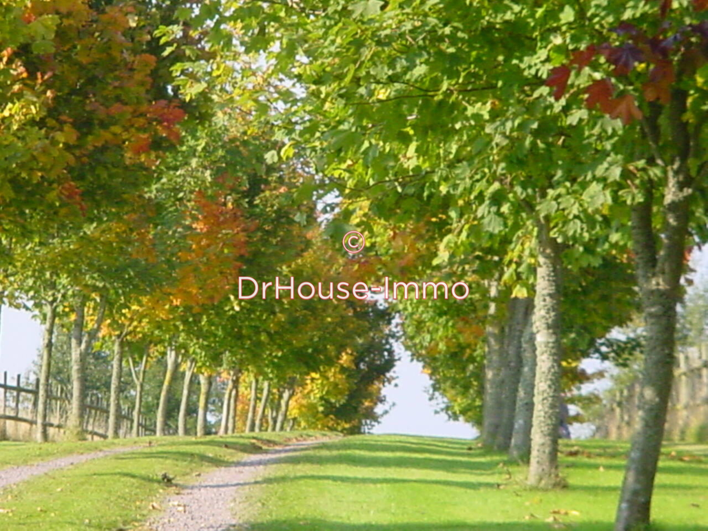 Maison 6 pièces de 195 m² - Cahagnes (14240)