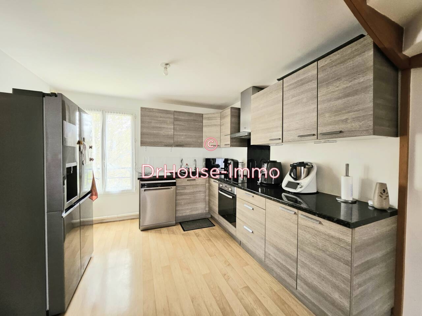 Appartement 3 pièces de 67 m² - Savigny-le-Temple (77176)