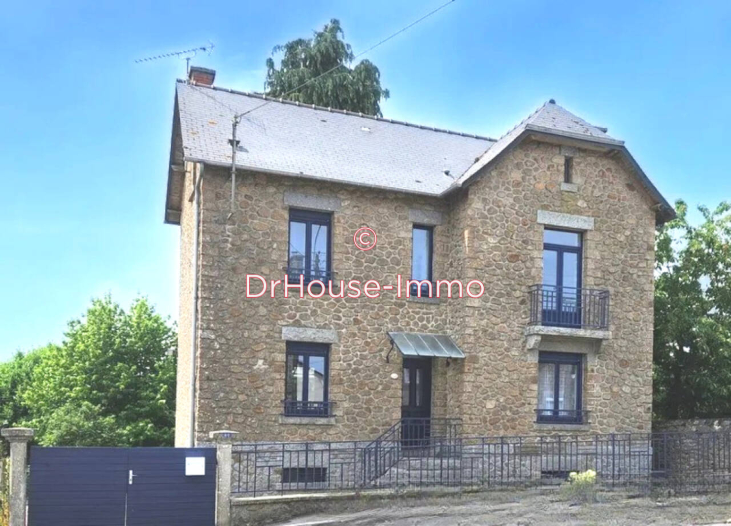 Maison 6 pièces de 94 m² - Louvigné-du-Désert (35420)