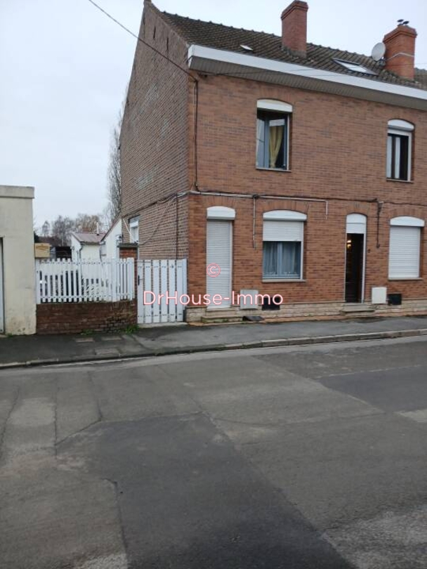 Maison 5 pièces de 76 m² - Douvrin (62138)