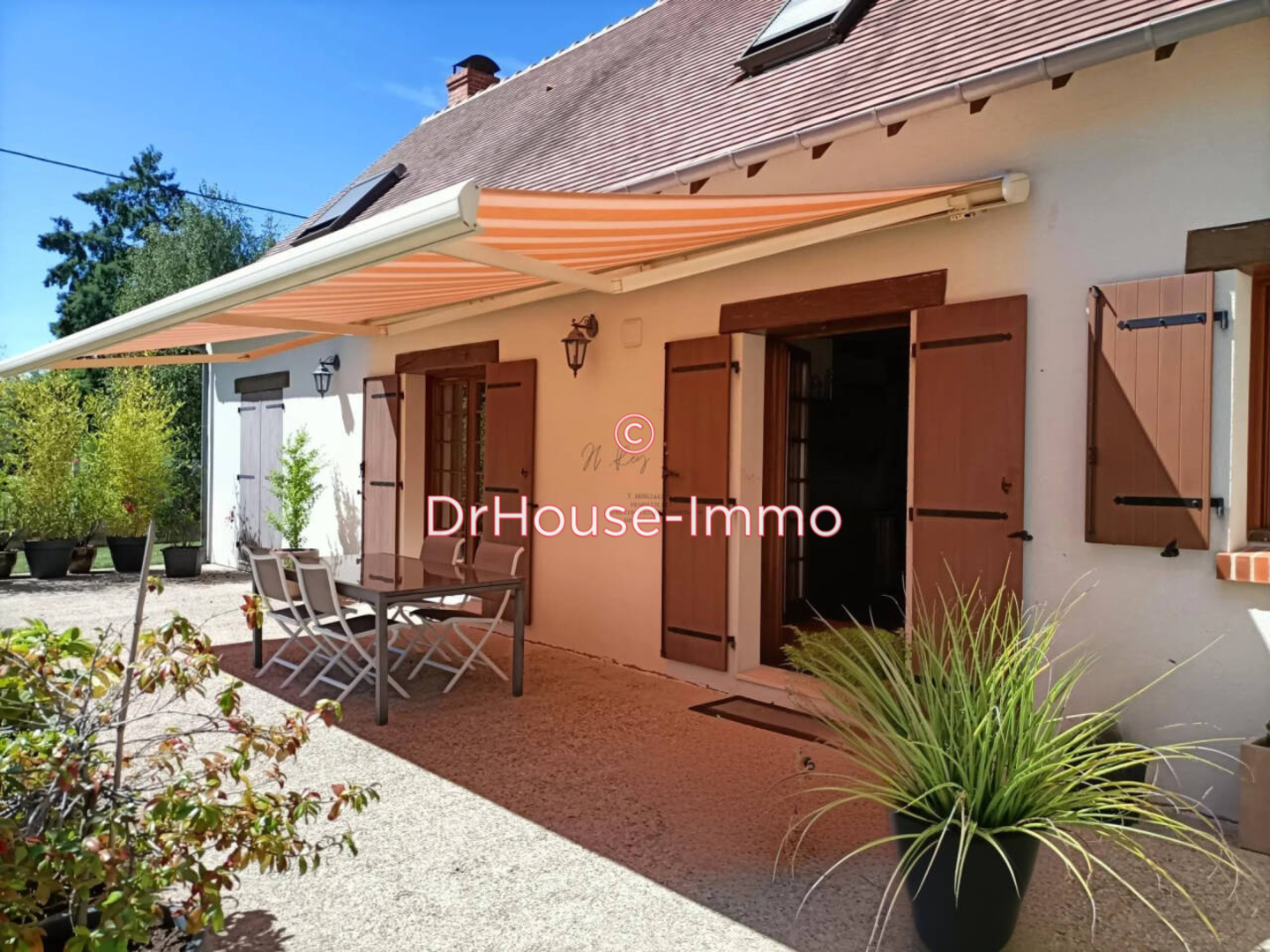 Maison 8 pièces de 201 m² - Ingré (45140)