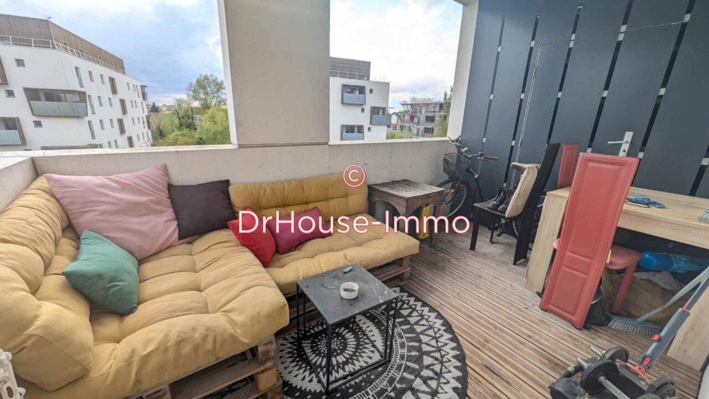 Appartement 3 pièces de 64 m² - Bègles (33130)