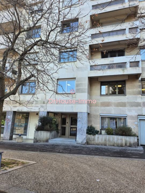 Appartement 2 pièces de 58 m² - Saint-Étienne (42000)