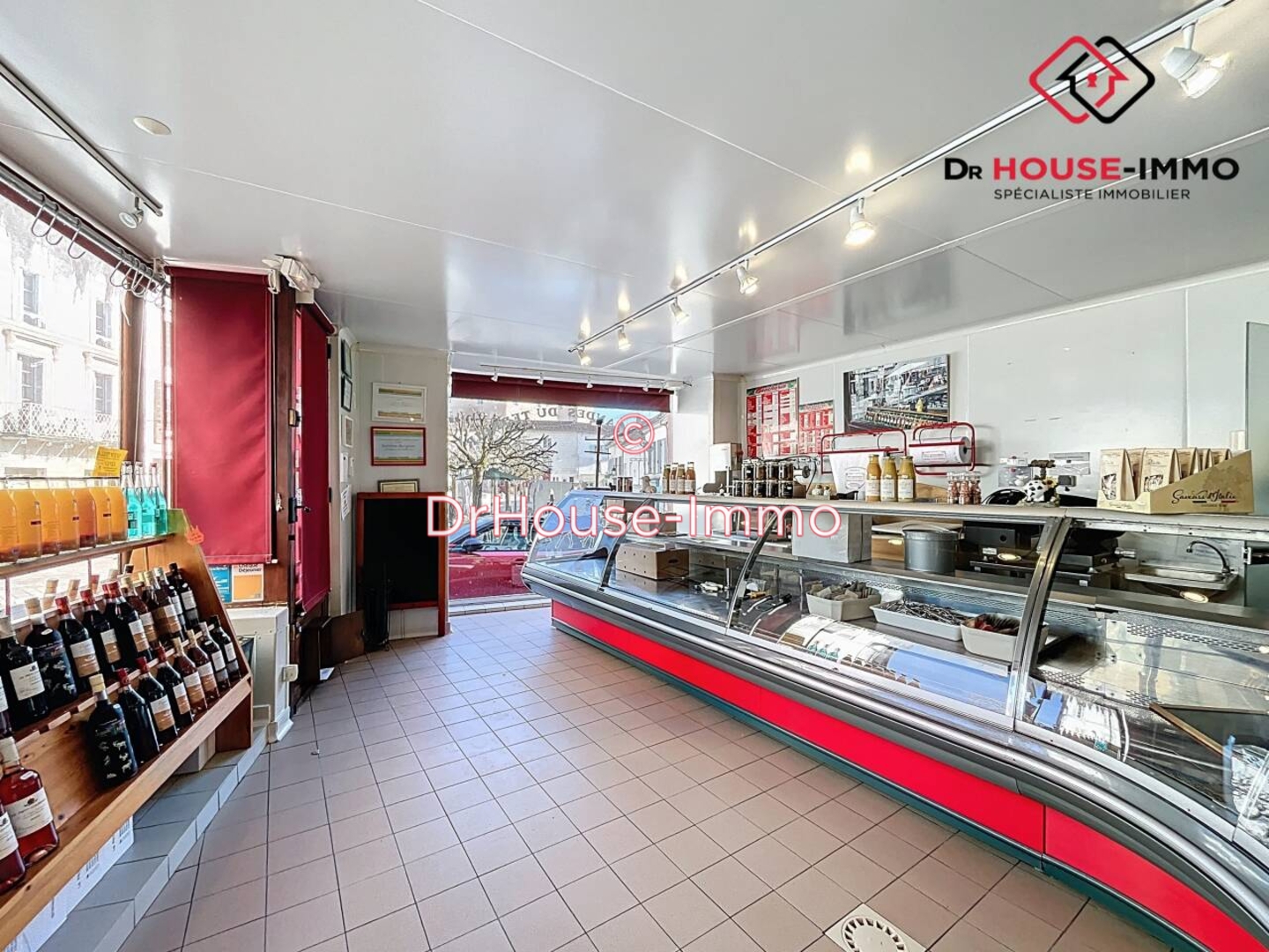 Maison 6 pièces de 165 m² - Aubeterre-sur-Dronne (16390)