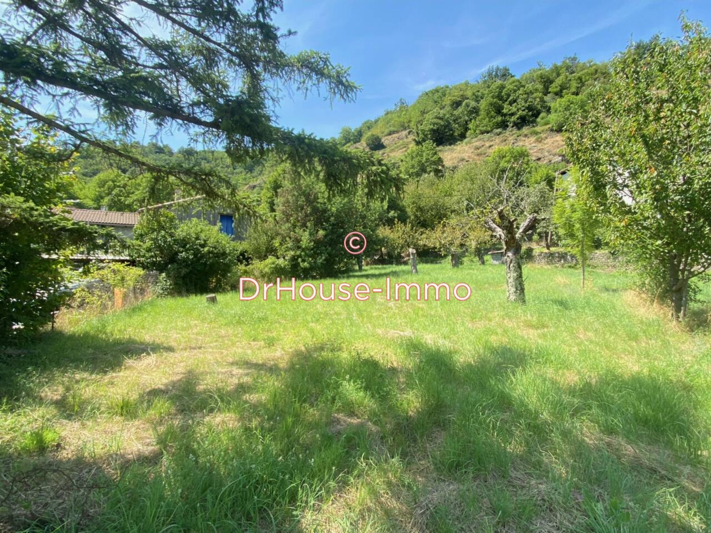 Terrain de 896 m² - Barnas (07330)