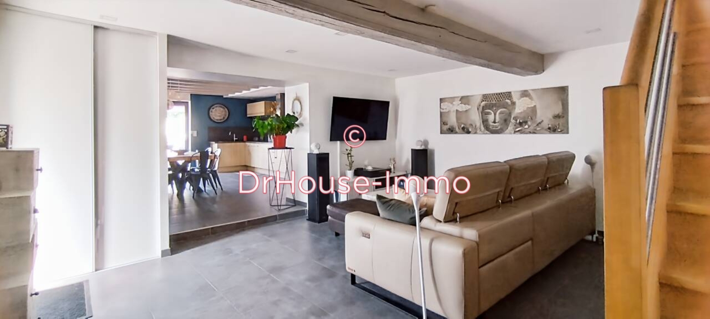 Maison 5 pièces de 143 m² - Misérieux (01600)