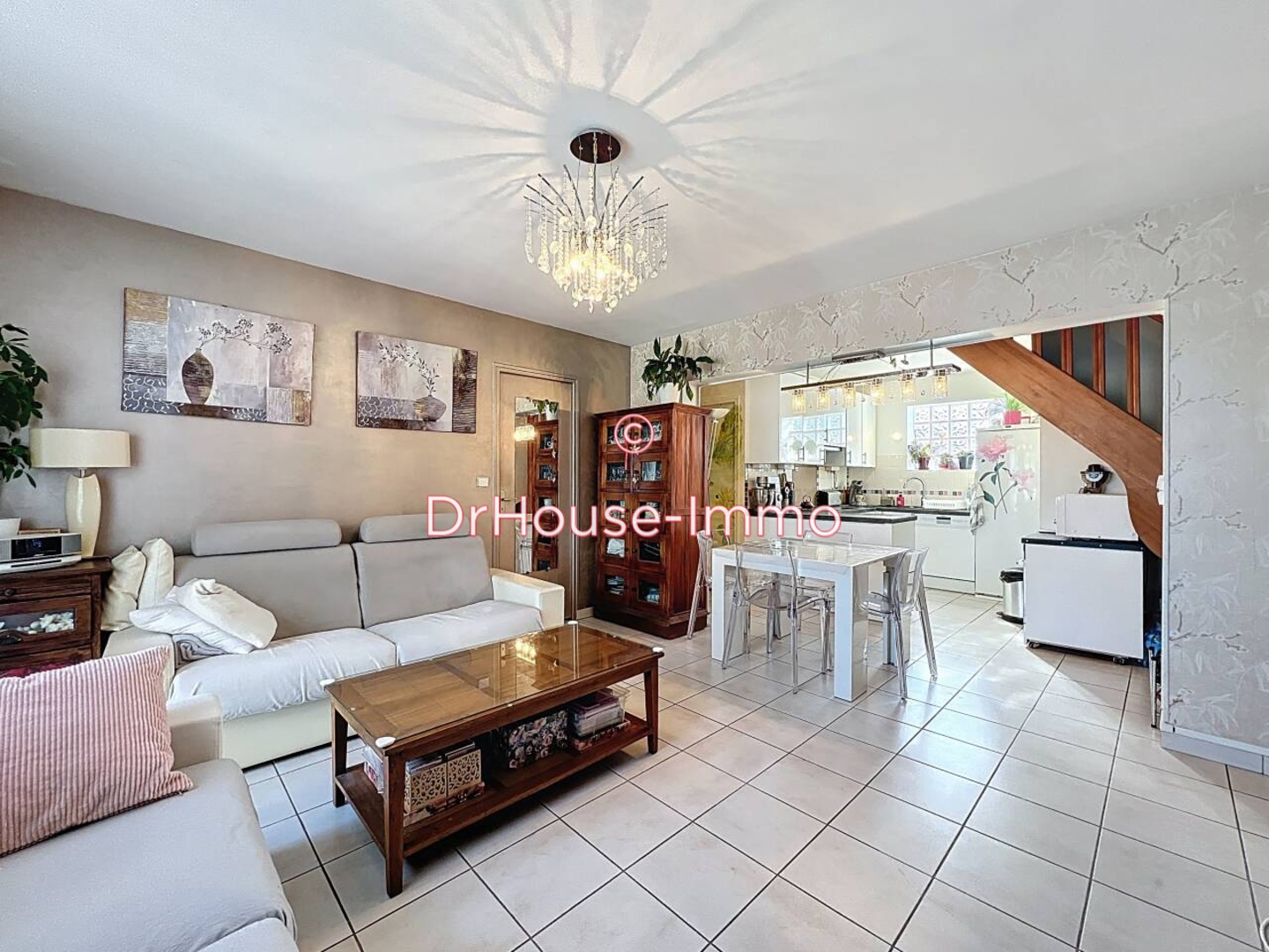 Appartement 4 pièces de 84 m² - Corbeil-Essonnes (91100)