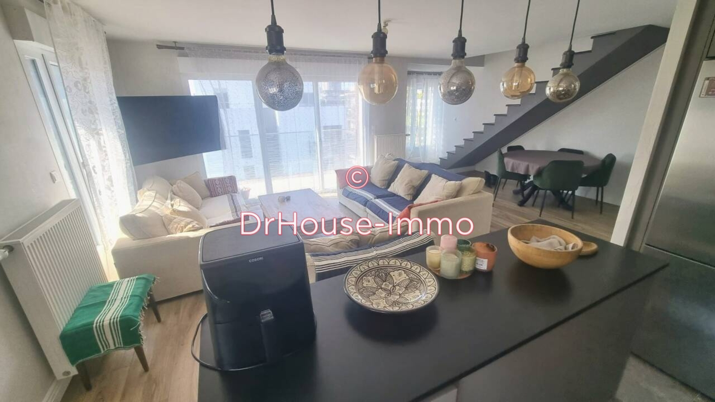 Appartement 5 pièces de 102 m² - Gennevilliers (92230)