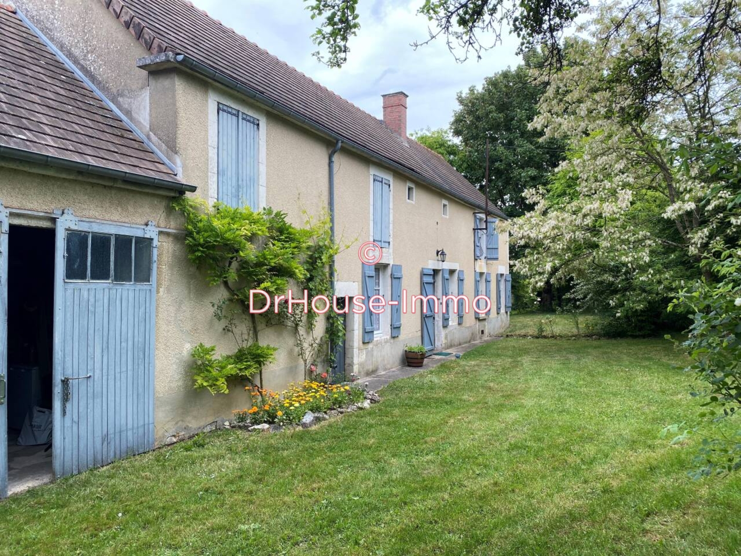 Maison 6 pièces de 136 m² - Sementron (89560)
