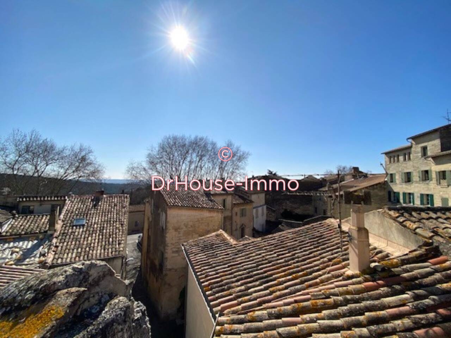 Maison 8 pièces de 135 m² - Uzès (30700)