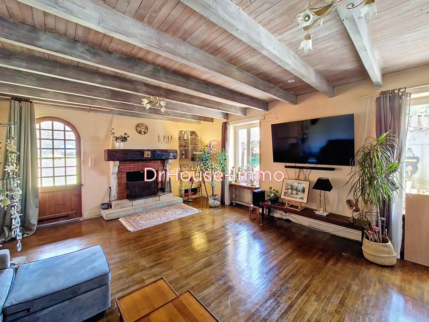 Maison 6 pièces de 111 m² - Coulonges-sur-l'Autize (79160)