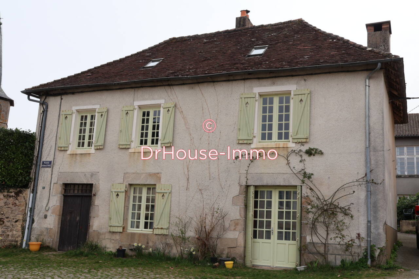 Maison 5 pièces de 167 m² - Flavignac (87230)