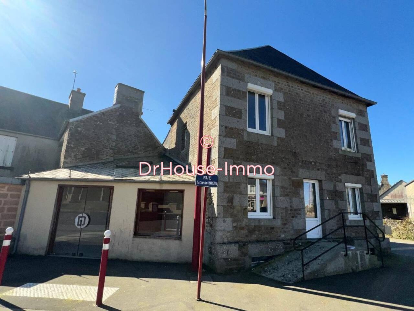 Maison 7 pièces de 135 m² - Vire Normandie (14500)