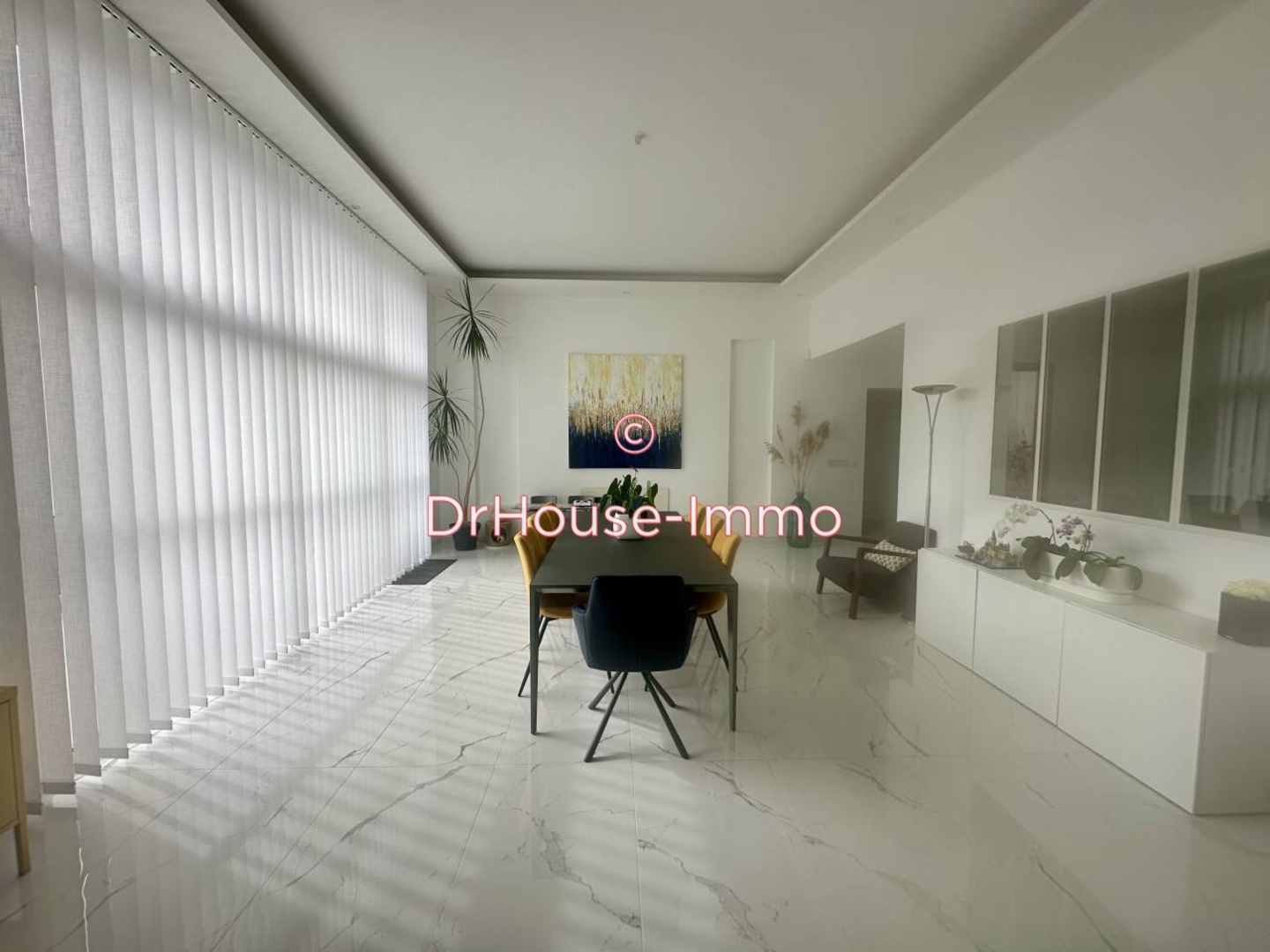 Maison 7 pièces de 204 m² - Saint-Marcel-lès-Valence (26320)