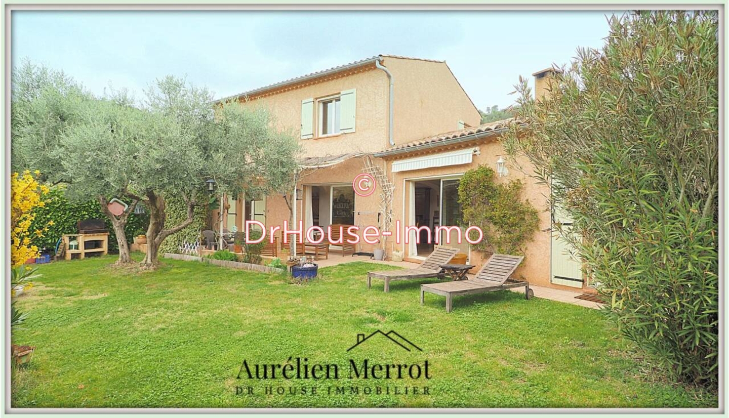 Maison 7 pièces de 170 m² - Manosque (04100)