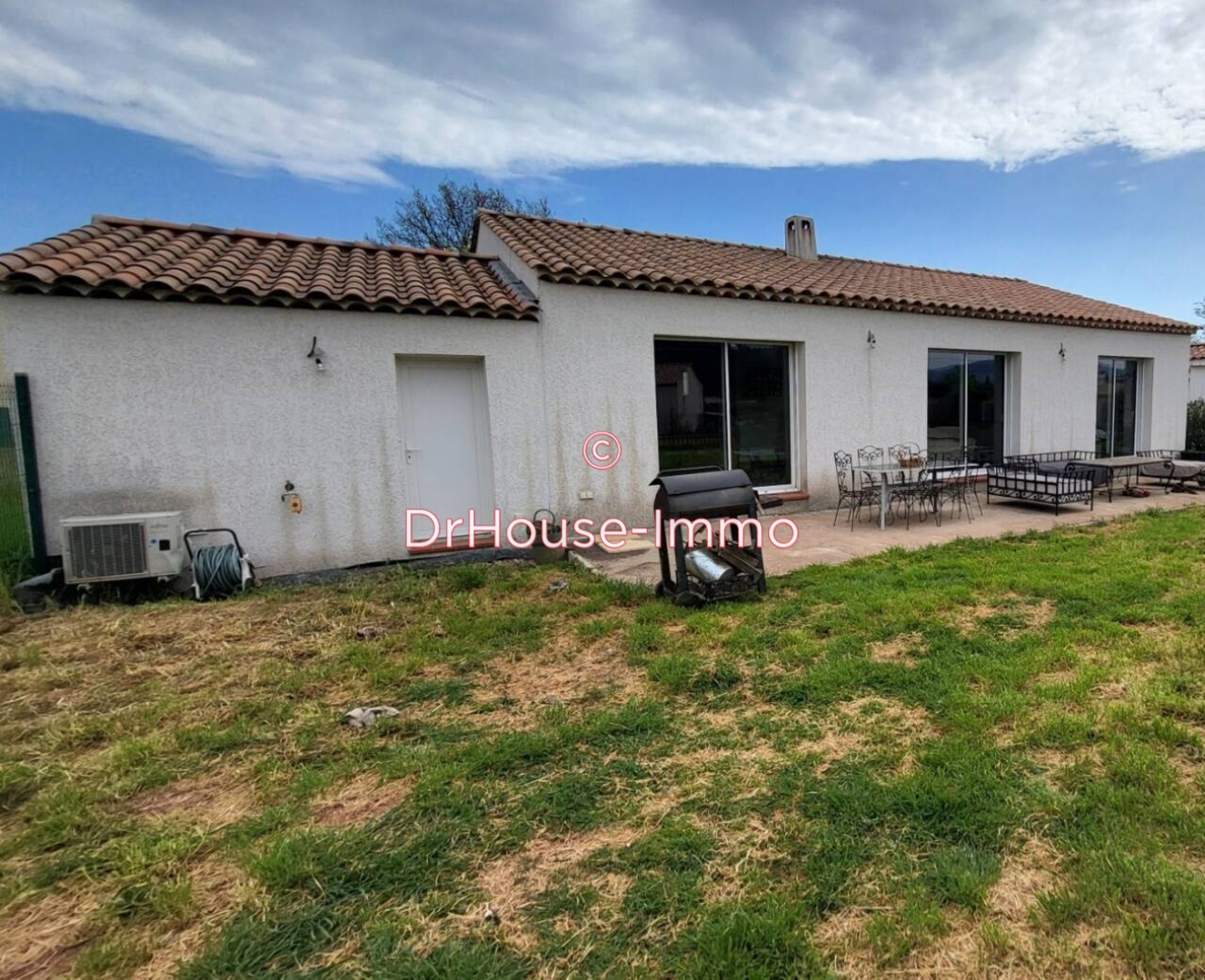 Maison 4 pièces de 98 m² - Le Luc (83340)