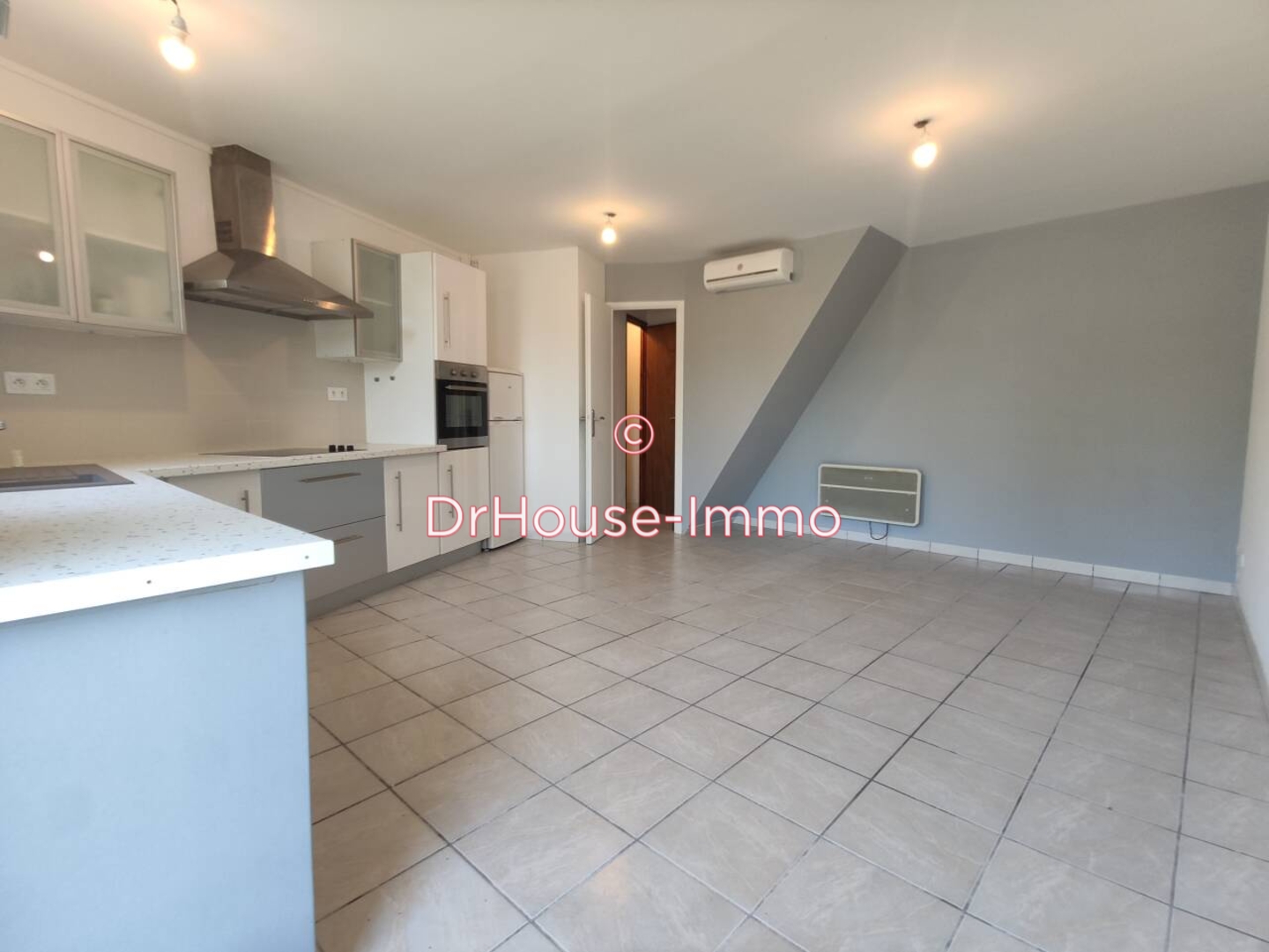 Appartement 3 pièces de 48 m² - Ambarès-et-Lagrave (33440)